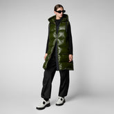 Giletà capuche Iria vert forêt pour femme | Save The Duck