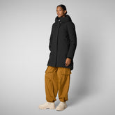 PARKA DONNA CON CAPPUCCIO NELLIE NERO | Save The Duck