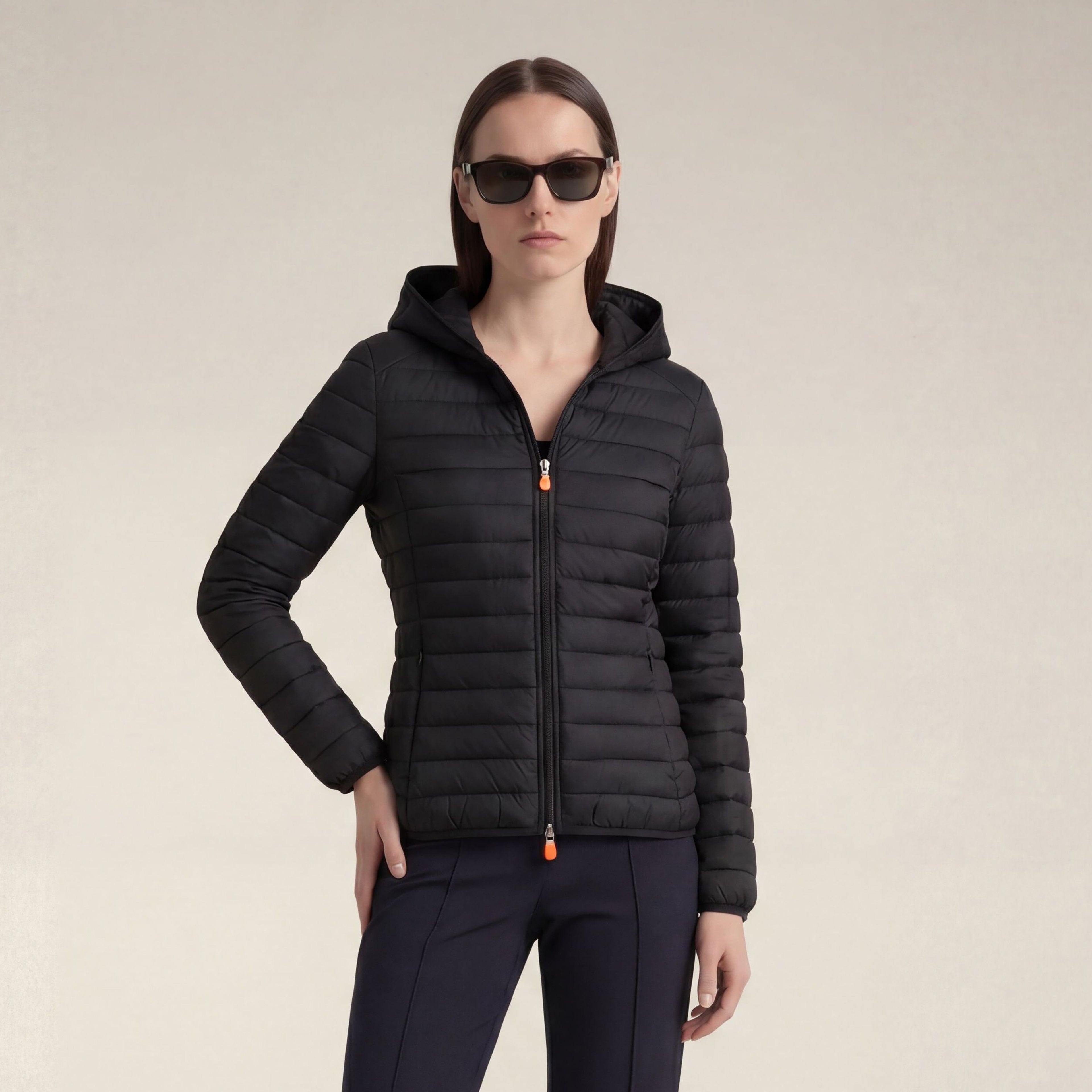 Women's hooded puffer jacket Daisy in black