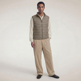 Man's quilted gilet Adam in elephant grey - Man | Save The Duck