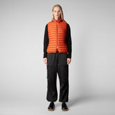 Woman's quilted gilet Charlotte in ginger orange - Gilet Donna | Save The Duck