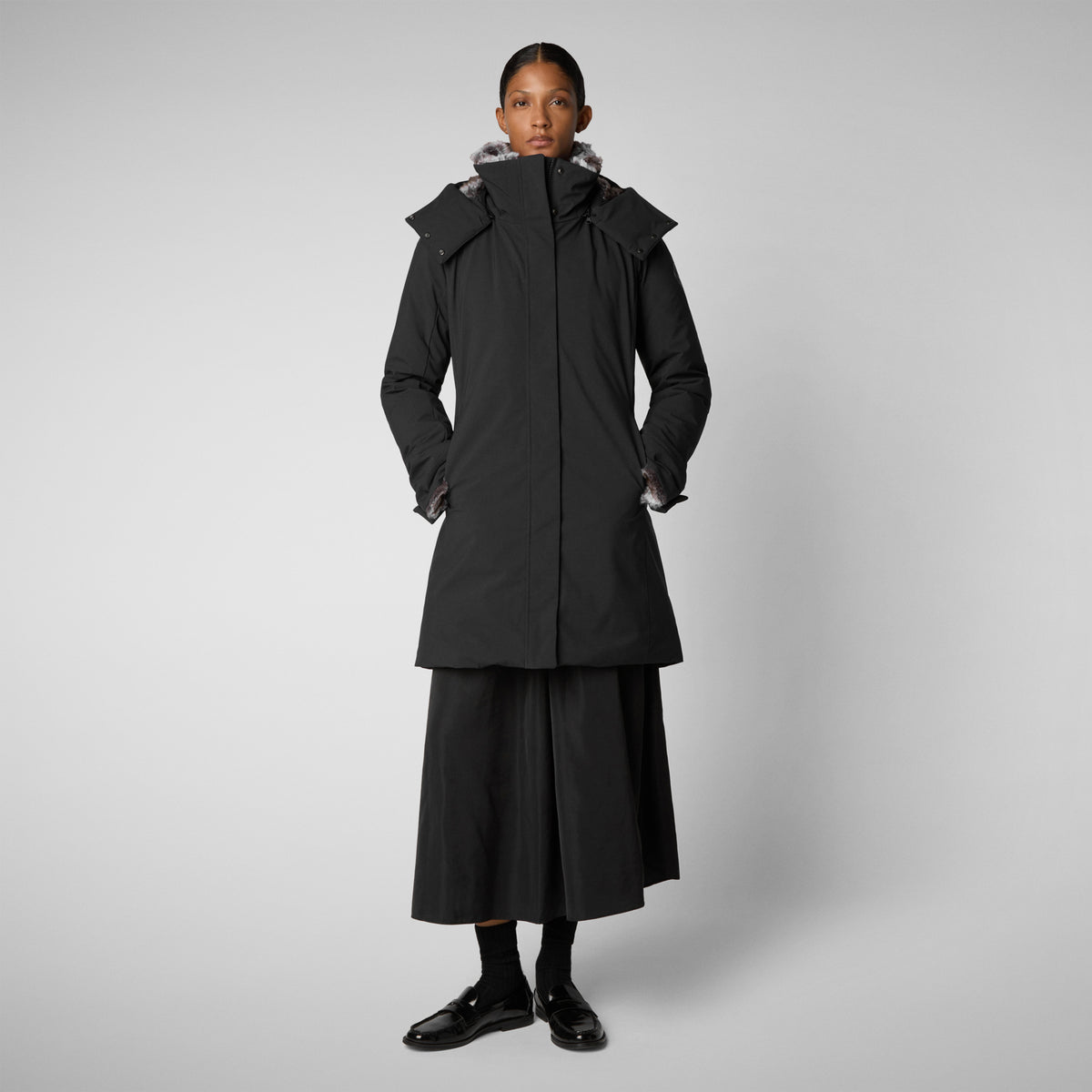 PARKA DONNA CON CAPPUCCIO SAMANTAH NERO