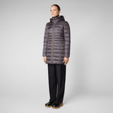 Woman's animal free long puffer jacket Reese in purple smoke - SFUMATURE D'AUTUNNO | Save The Duck